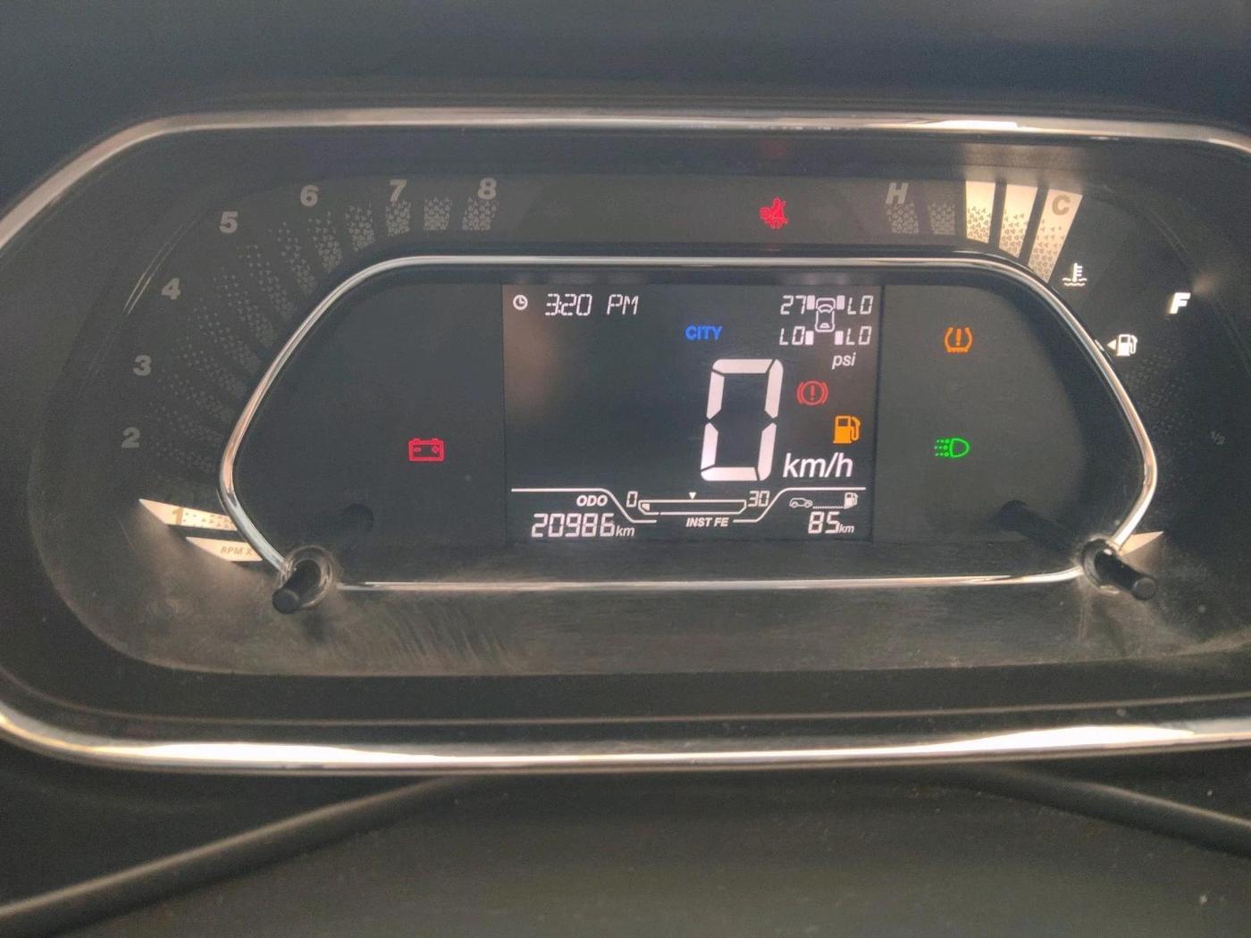 2023 Tata NEXON XZ PLUS PETROL SUNROOF, Petrol, Manual, 20,986 km, interior
