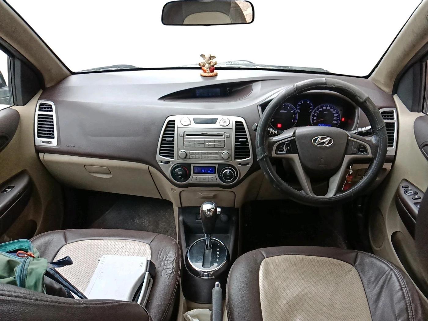 2011 Hyundai i20 ASTA 1.4 AT, Petrol, Automatic, 97,312 km, interior