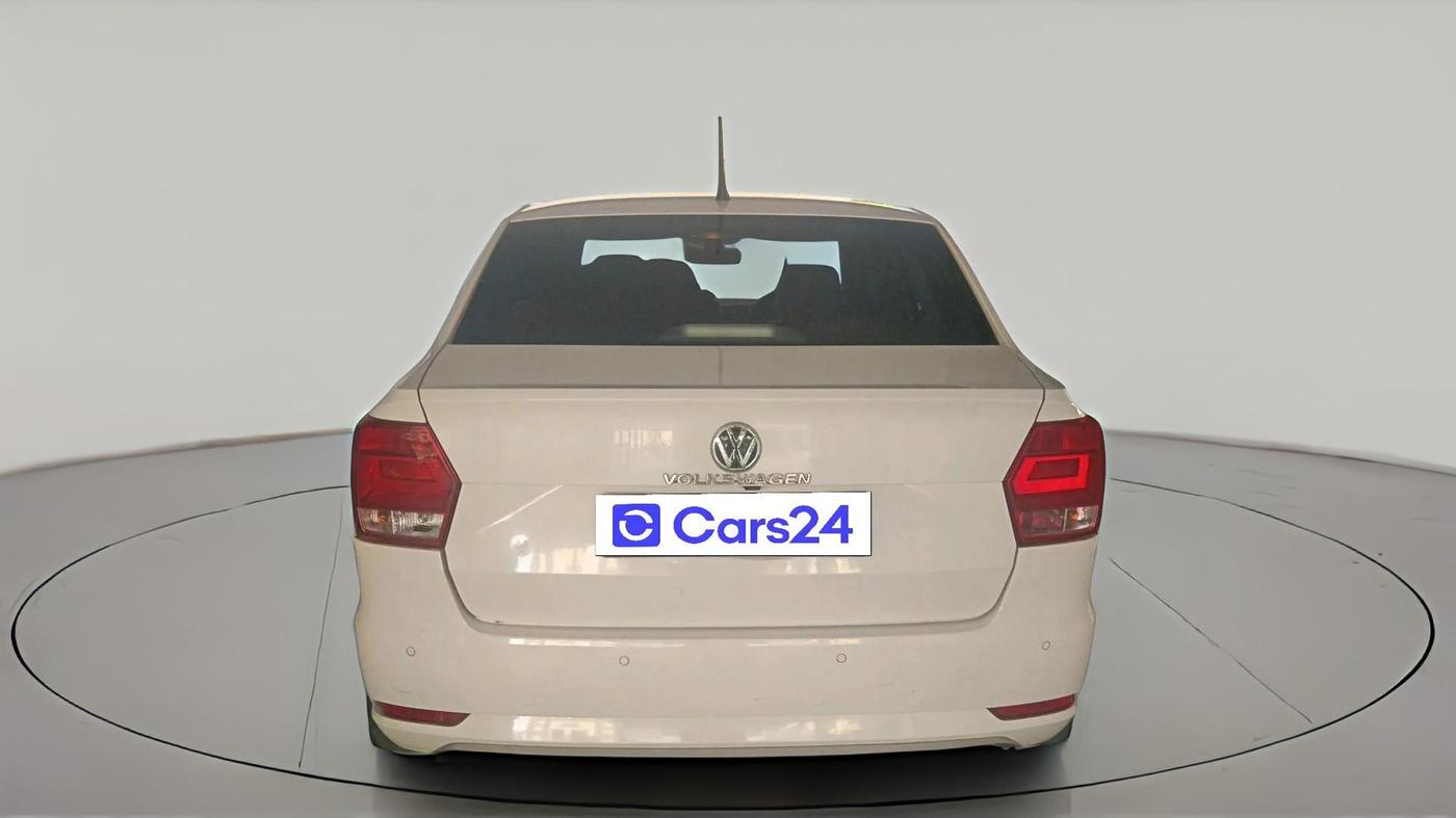 2016 Volkswagen Ameo HIGHLINE1.2L, Petrol, Manual, 1,03,337 km, exterior