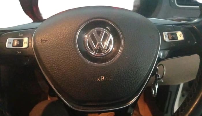2016 Volkswagen Ameo HIGHLINE1.2L, Petrol, Manual, 1,03,337 km, interior