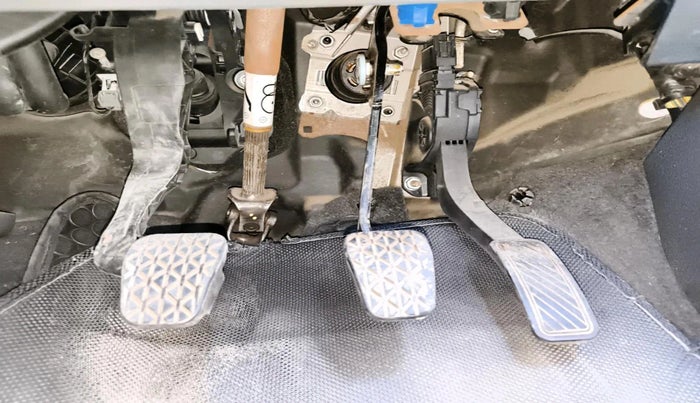 2013 Ford Ecosport TITANIUM 1.0L ECOBOOST (OPT), Petrol, Manual, 89,898 km, interior