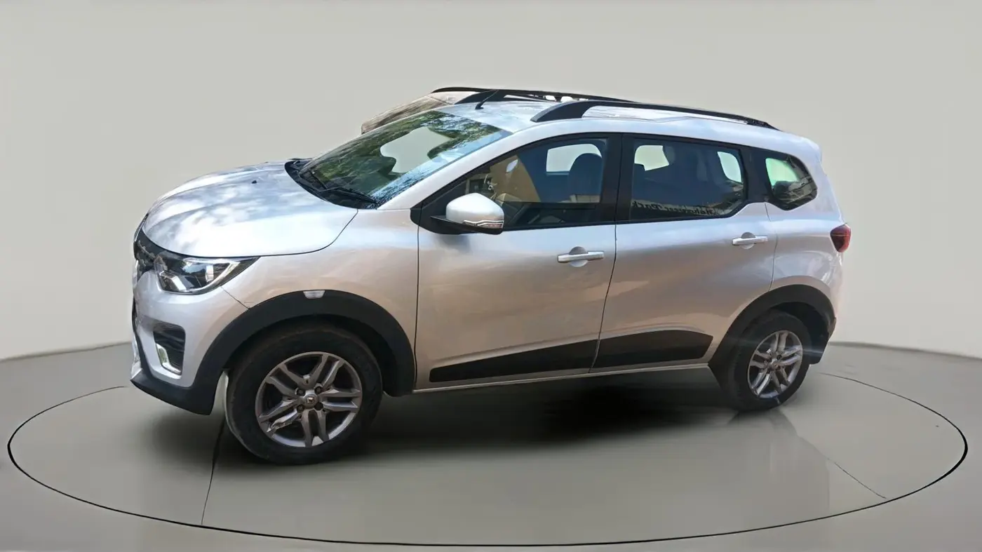 2020 Renault TRIBER RXZ, Petrol, Manual, 68,687 km, exterior