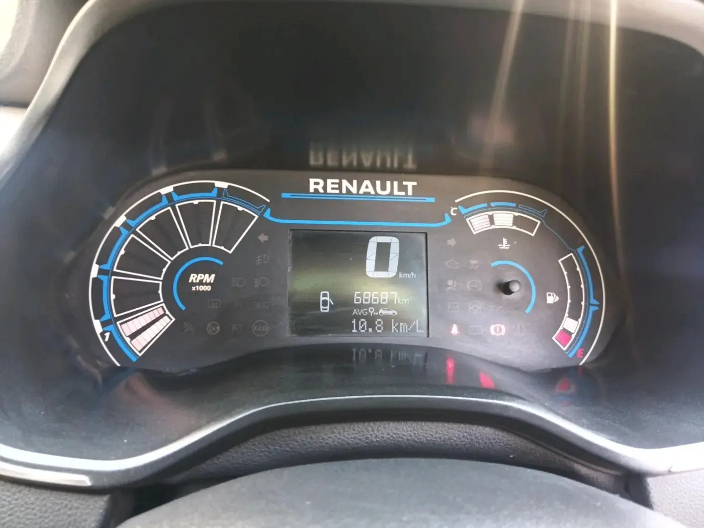 2020 Renault TRIBER RXZ, Petrol, Manual, 68,687 km, interior