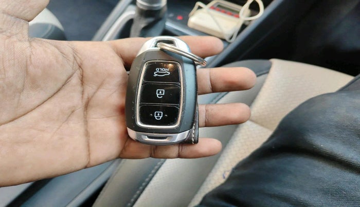 2019 Hyundai Verna 1.6 VTVT SX (O) AT, Petrol, Automatic, 31,677 km, interior