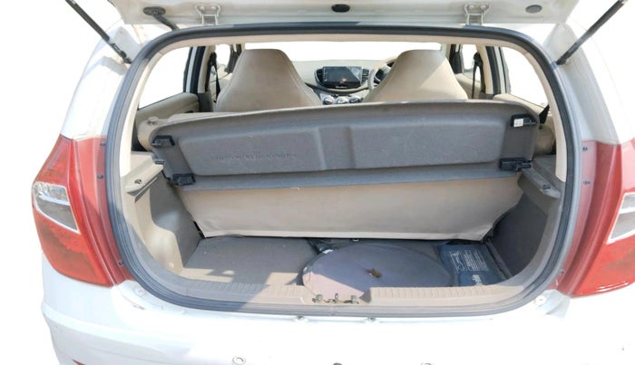 2012 Hyundai i10 MAGNA 1.2, Petrol, Manual, 72,691 km, exterior