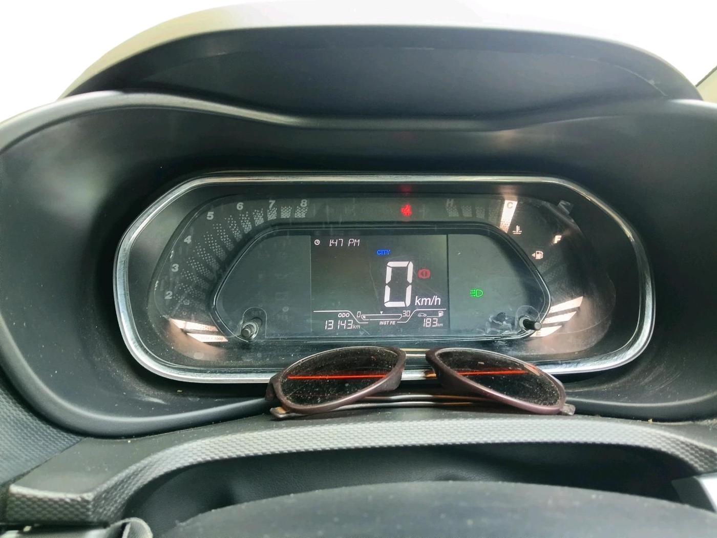 2023 Tata NEXON XM PLUS SUNROOF PETROL, Petrol, Manual, 13,300 km, interior