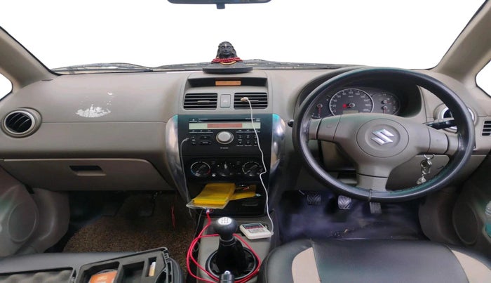 2010 Maruti SX4 VXI CNG, CNG, Manual, 1,21,327 km, interior