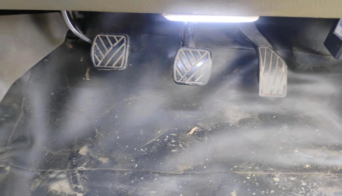 2010 Maruti SX4 VXI CNG, CNG, Manual, 1,21,327 km, interior