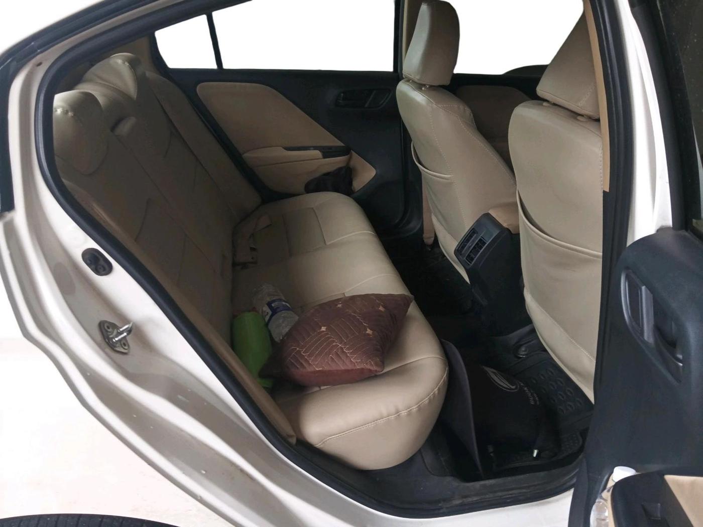 2014 Honda City 1.5L I-DTEC SV, Diesel, Manual, 1,50,932 km, interior