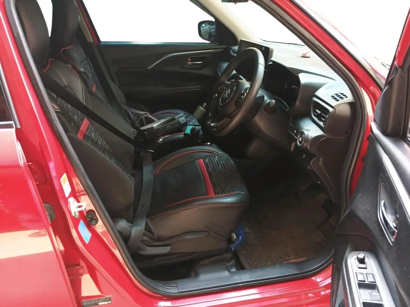 2024 Maruti Swift ZXi Plus Dual Tone, Petrol, Manual, 20,079 km, interior
