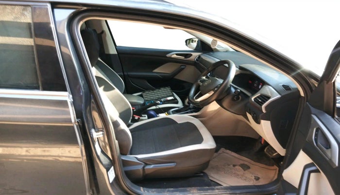 2022 Volkswagen TAIGUN GT PLUS 1.5 TSI DSG, Petrol, Automatic, 37,010 km, interior