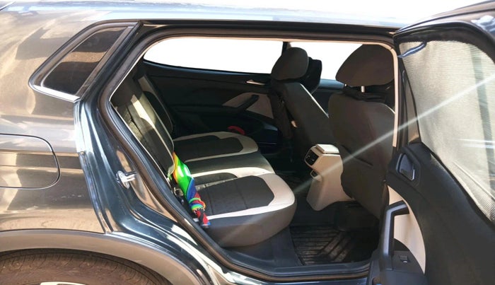 2022 Volkswagen TAIGUN GT PLUS 1.5 TSI DSG, Petrol, Automatic, 37,010 km, interior