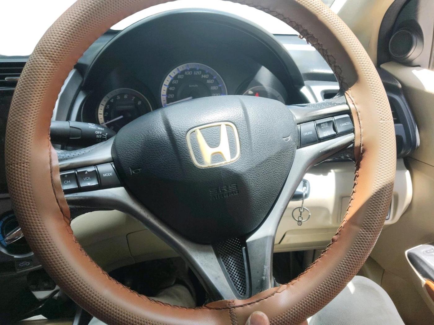 2012 Honda City 1.5L I-VTEC V MT SUNROOF, Petrol, Manual, 1,23,929 km, interior