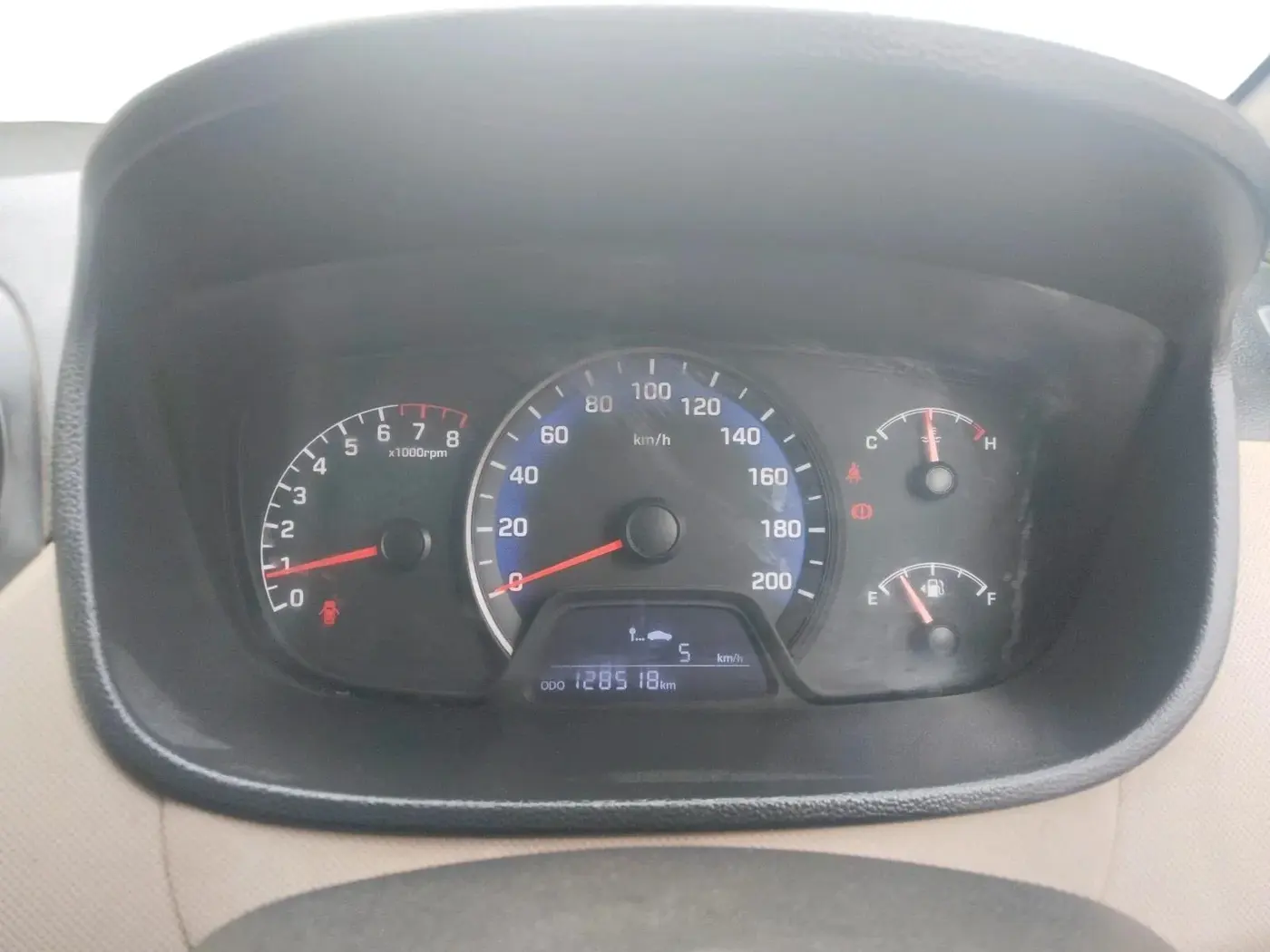 2019 Hyundai XCENT PRIME T  VTVT PLUS  CNG, CNG, Manual, 1,28,518 km, interior
