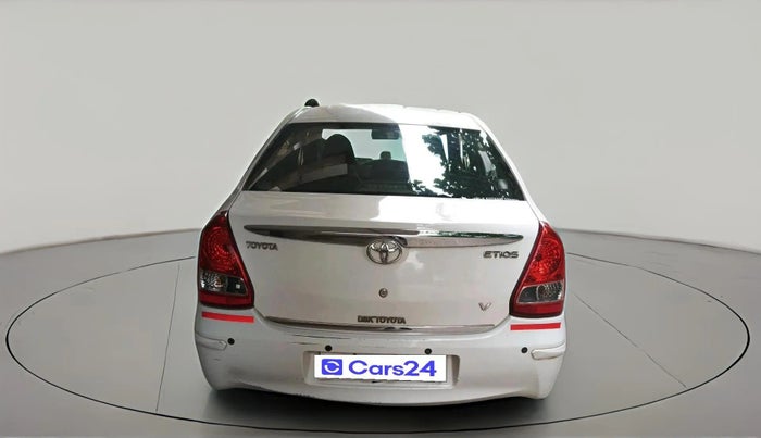 2011 Toyota Etios V, Petrol, Manual, 87,274 km, exterior