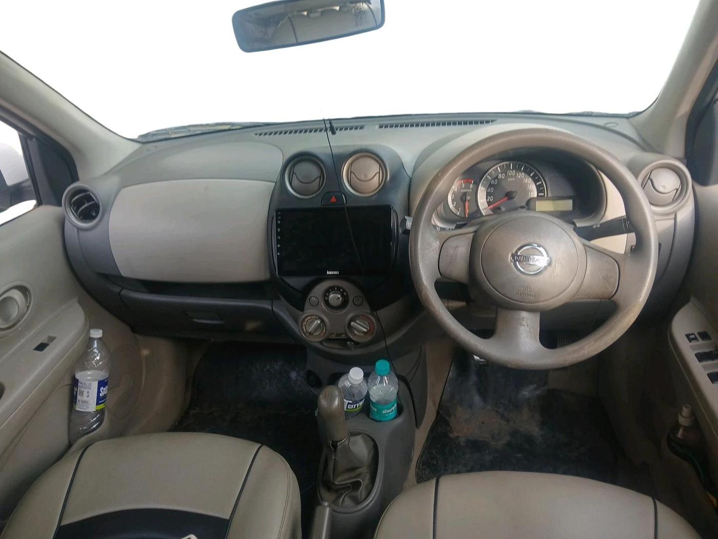 2011 Nissan Micra XV DIESEL, Diesel, Manual, 1,40,016 km, interior