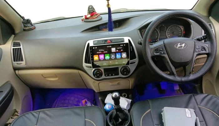 2013 Hyundai i20 SPORTZ 1.2, Petrol, Manual, 1,20,054 km, interior