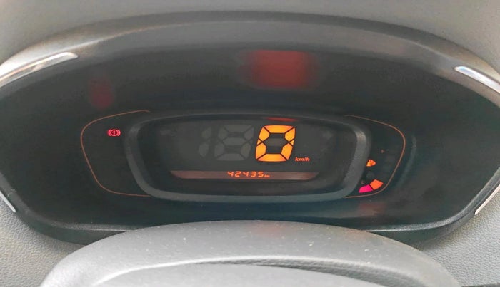 2016 Renault Kwid RXT 0.8, Petrol, Manual, 42,435 km, interior