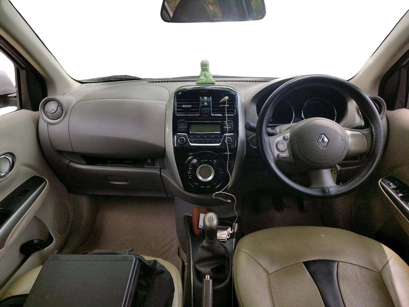 2015 Renault Scala RXL PETROL, Petrol, Manual, 44,675 km, interior