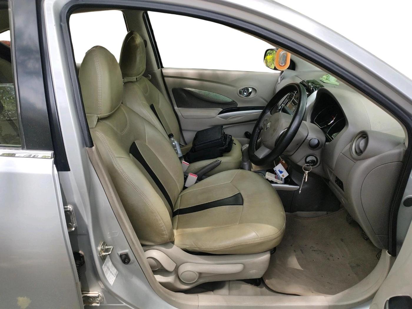 2015 Renault Scala RXL PETROL, Petrol, Manual, 44,675 km, interior