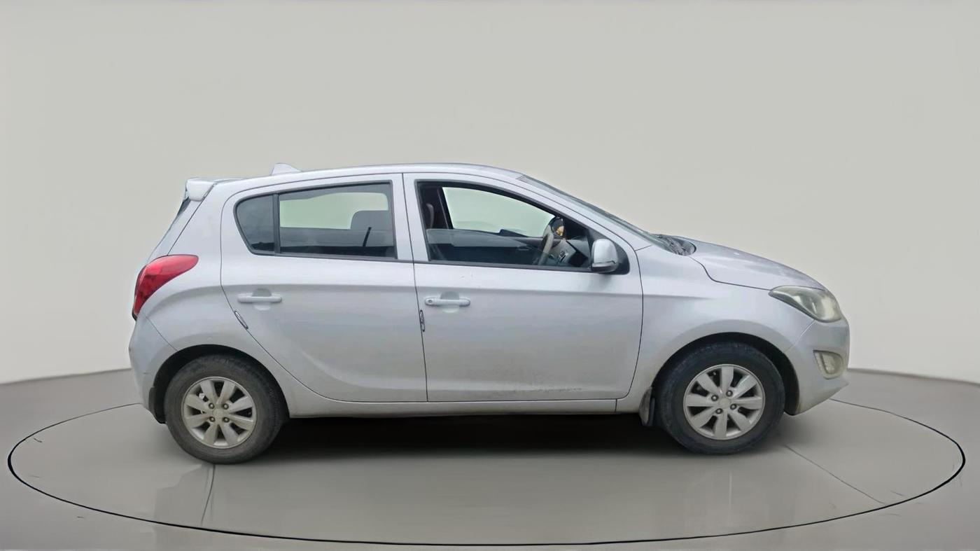 2013 Hyundai i20 SPORTZ 1.2, Petrol, Manual, 68,842 km, exterior