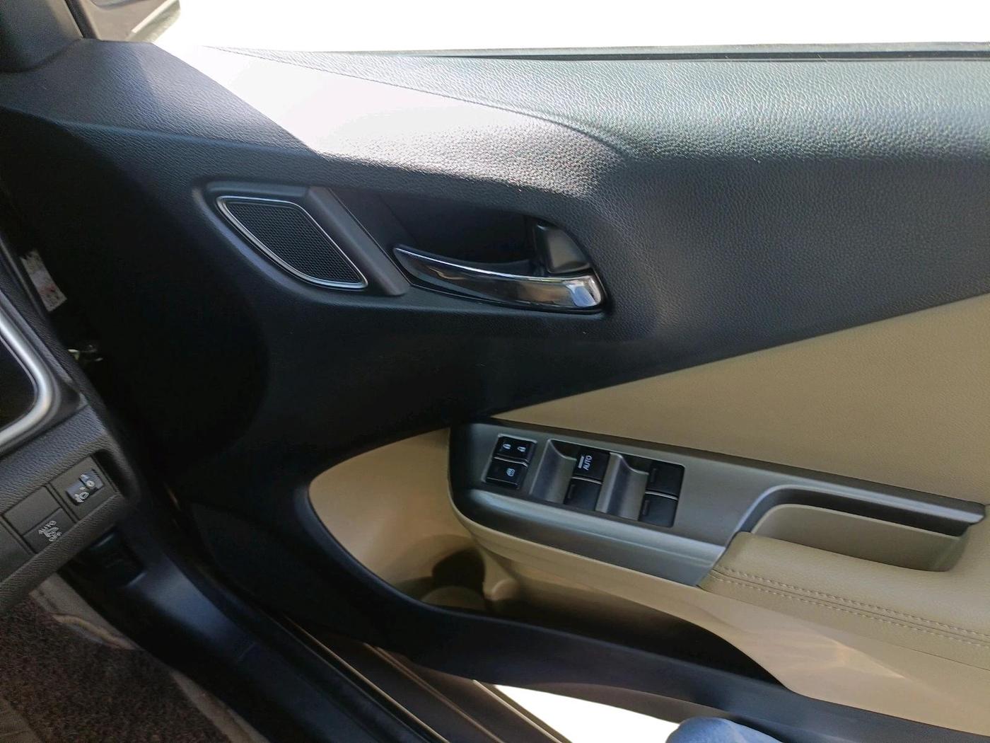 2018 Honda City 1.5L I-VTEC ZX CVT, Petrol, Automatic, 52,296 km, interior