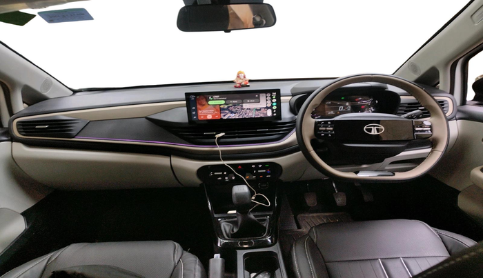 2025 Tata ALTROZ Creative CNG 5MT, CNG, Manual, 2,672 km, interior