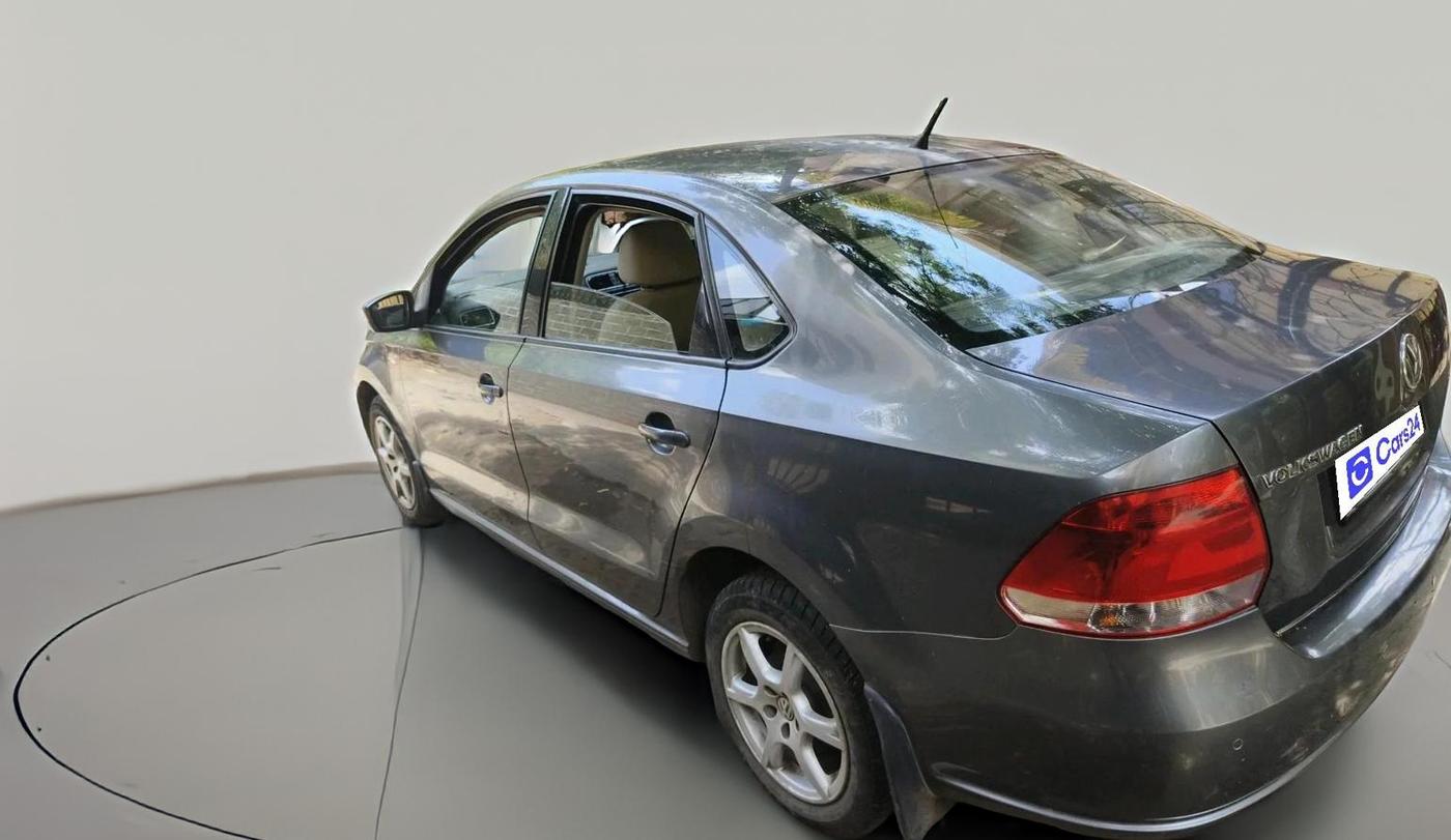 2013 Volkswagen Vento HIGHLINE 1.6 MPI, Petrol, Manual, 64,163 km, exterior