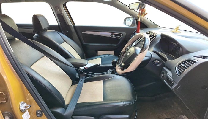 2016 Maruti Vitara Brezza ZDI PLUS, Diesel, Manual, 94,492 km, interior