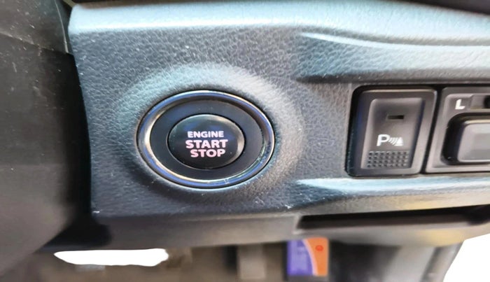 2016 Maruti Vitara Brezza ZDI PLUS, Diesel, Manual, 94,492 km, interior