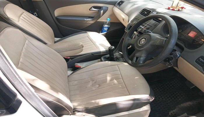 2012 Volkswagen Vento TRENDLINE 1.6, Petrol, Manual, 1,92,641 km, interior