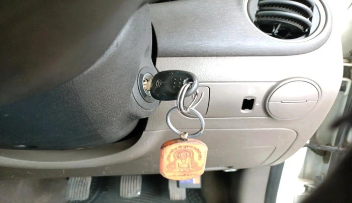 2011 Hyundai i10 ERA 1.1, Petrol, Manual, 1,10,601 km, interior