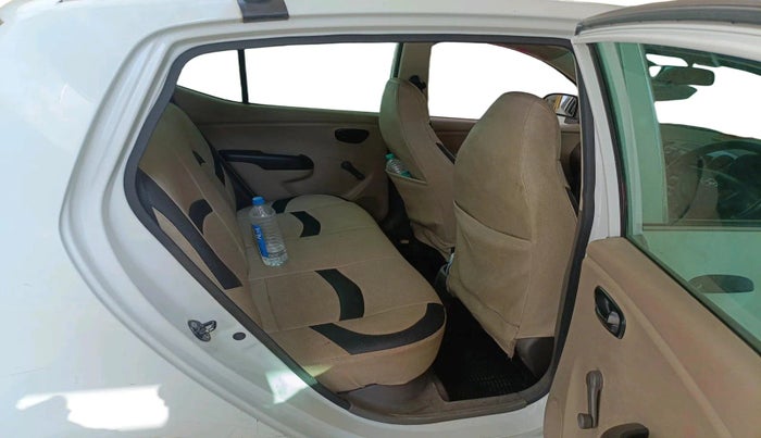 2011 Hyundai i10 ERA 1.1, Petrol, Manual, 1,10,601 km, interior