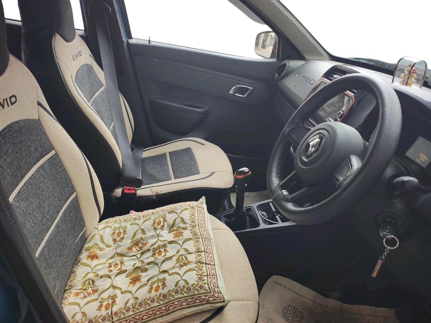 2021 Renault Kwid CLIMBER 1.0 (O), Petrol, Manual, 30,986 km, interior