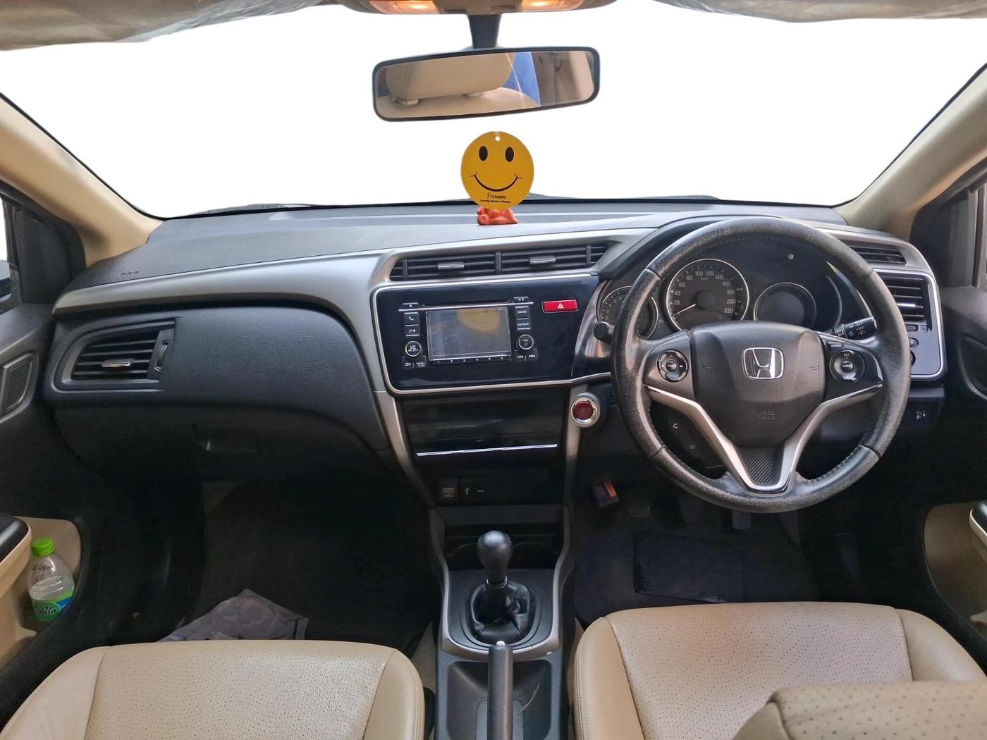 2016 Honda City 1.5L I-VTEC VX, Petrol, Manual, 1,18,182 km, interior