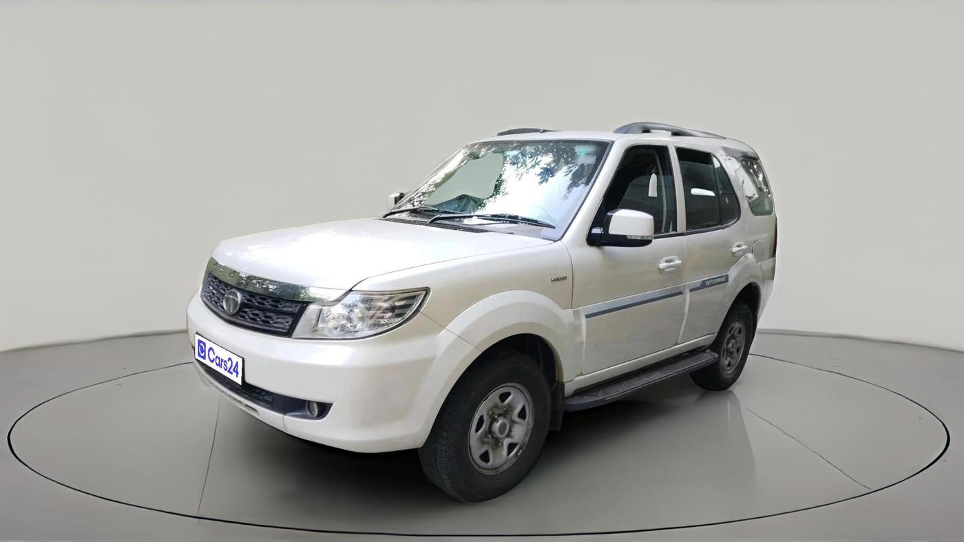 2016 Tata Safari Storme 2.2 EX 4X2, Diesel, Manual, 66,750 km, exterior