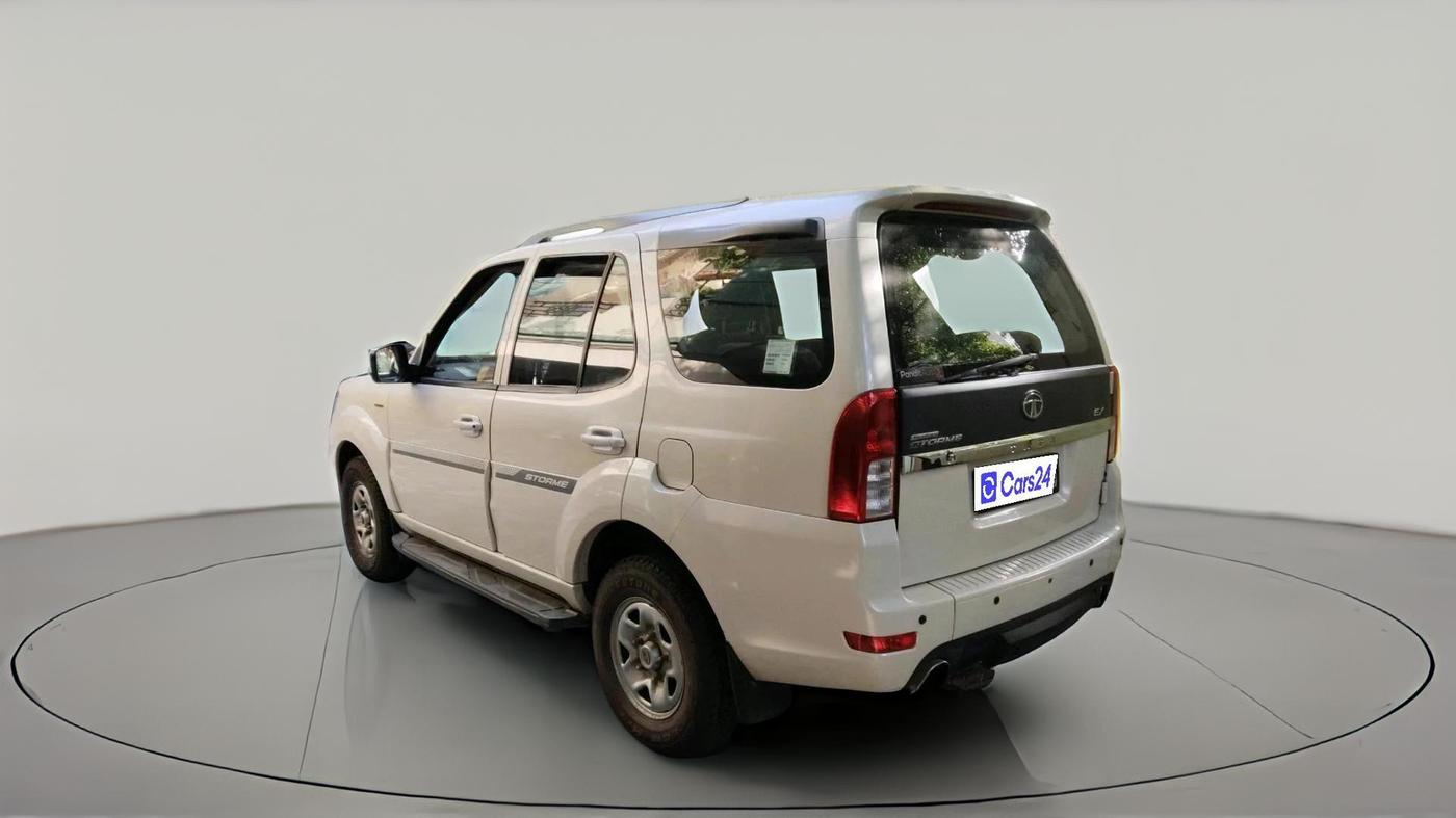 2016 Tata Safari Storme 2.2 EX 4X2, Diesel, Manual, 66,750 km, exterior