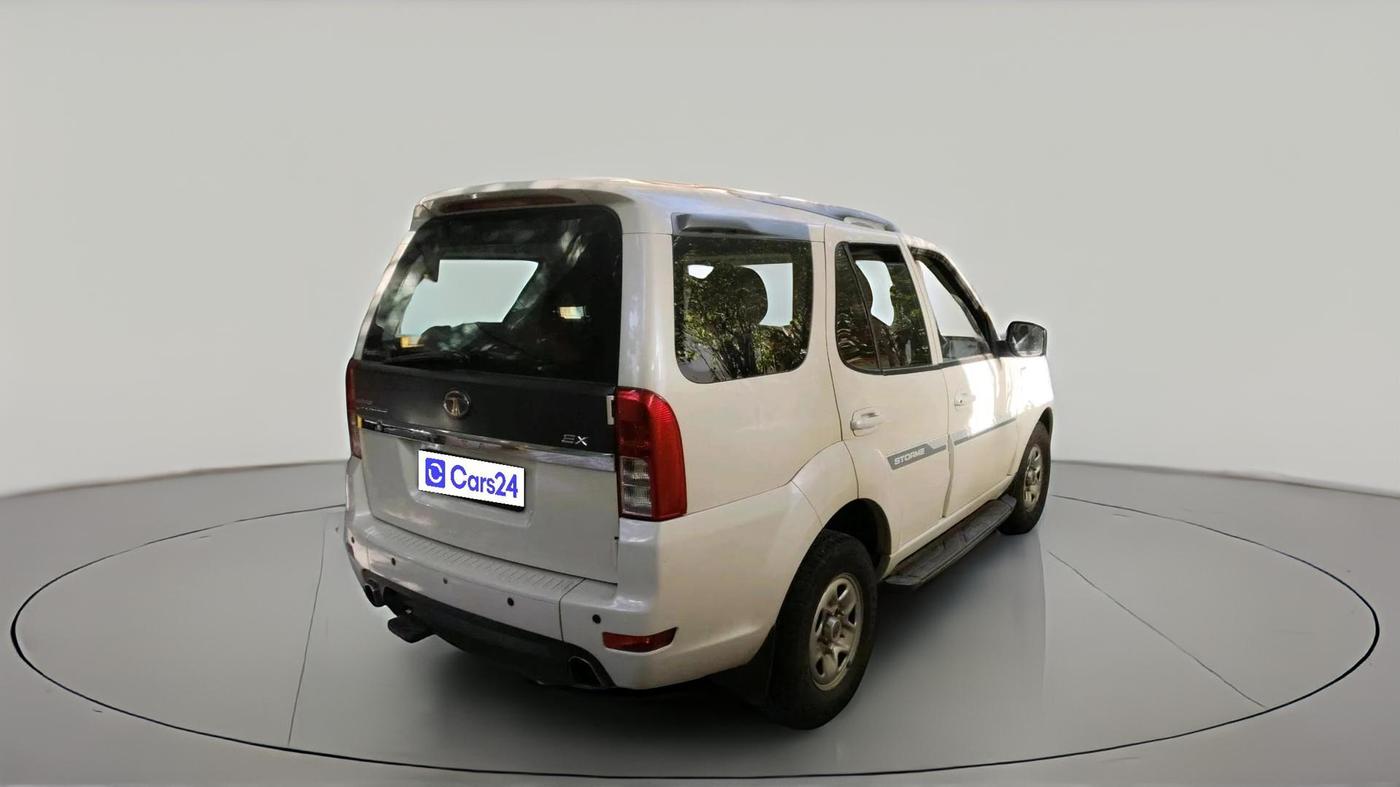 2016 Tata Safari Storme 2.2 EX 4X2, Diesel, Manual, 66,750 km, exterior