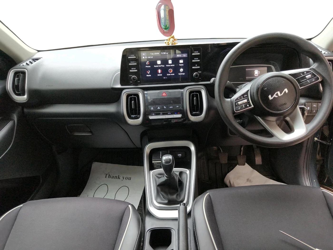 2024 KIA SONET HTK (O) 1.2 Petrol MT, Petrol, Manual, 31,462 km, interior