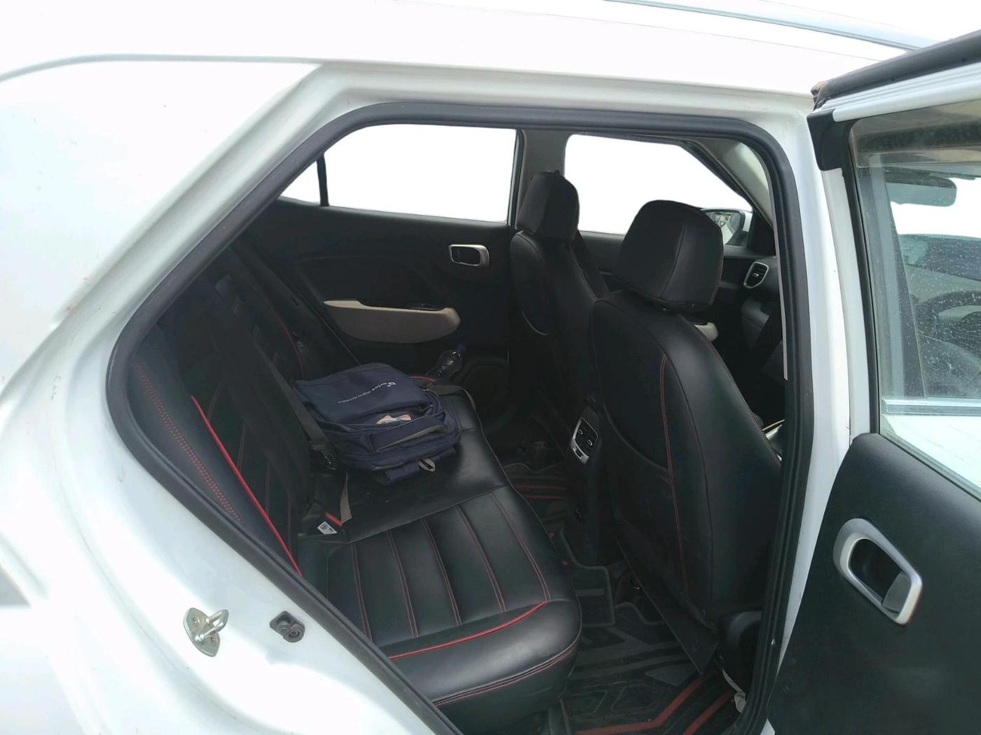 2023 Hyundai VENUE S 1.2, Petrol, Manual, 39,064 km, interior