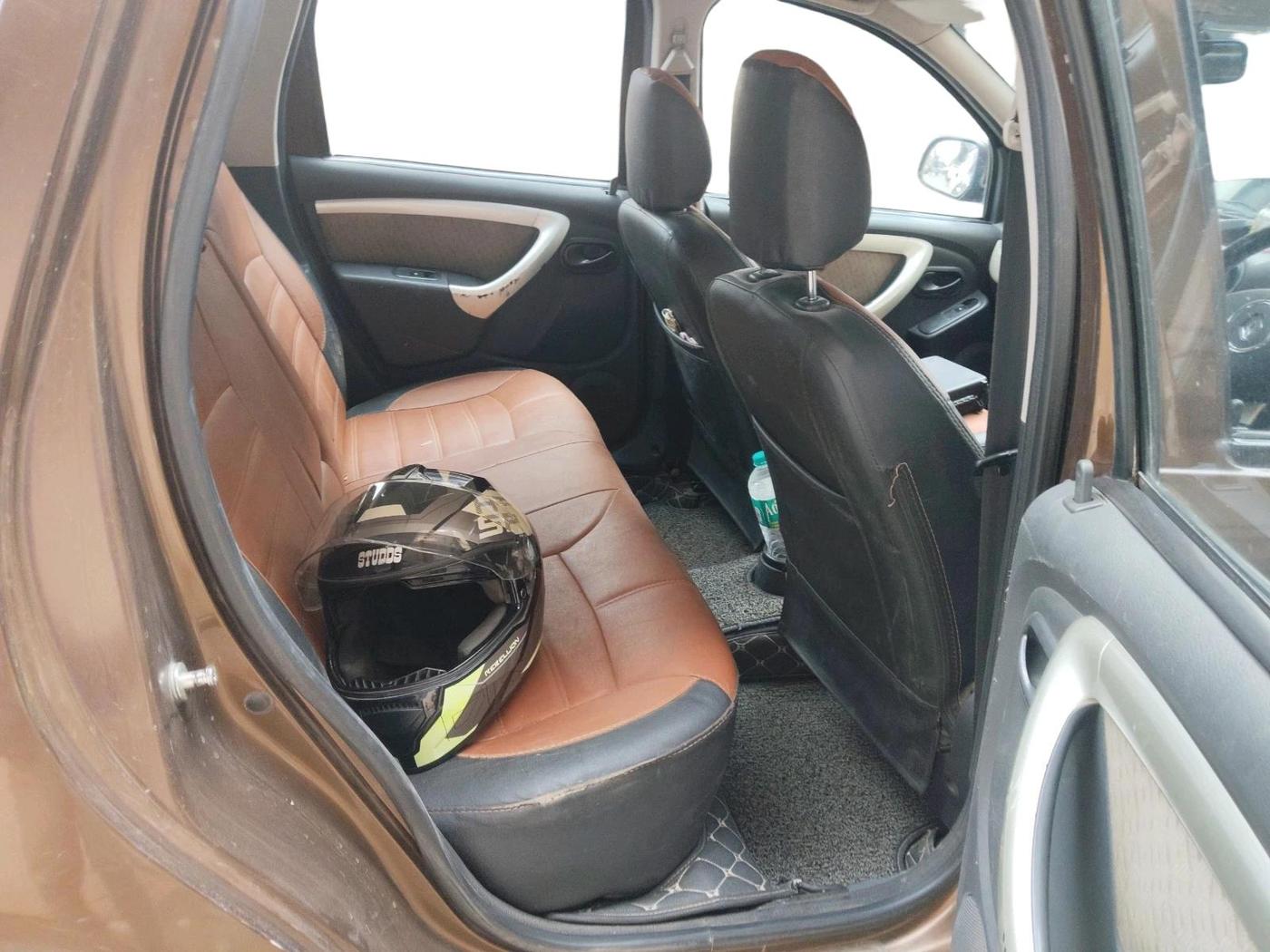 2014 Renault Duster 85 PS RXL DIESEL, Diesel, Manual, 1,70,639 km, interior