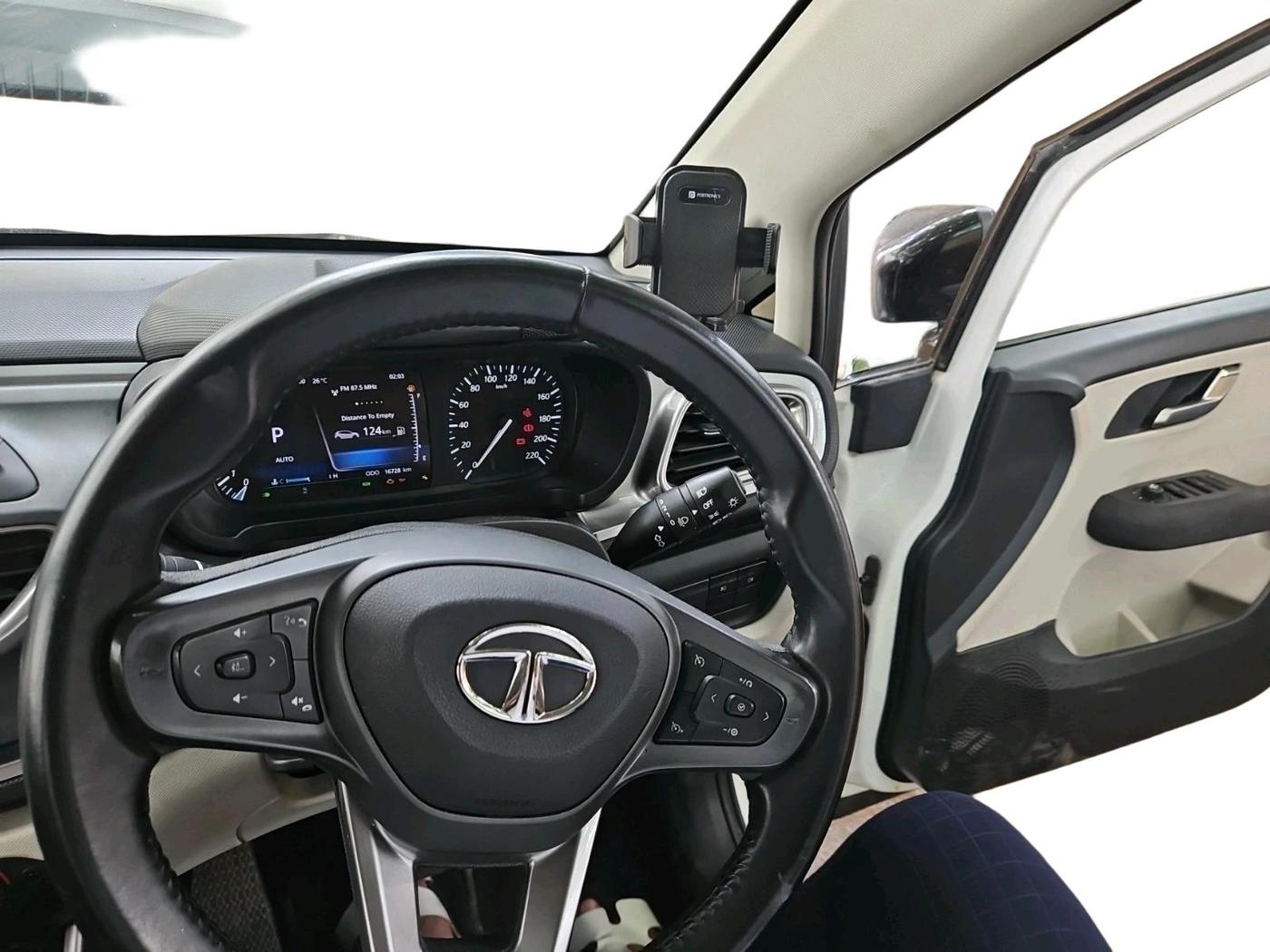 2022 Tata ALTROZ XZA PLUS, Petrol, Automatic, 16,728 km, interior