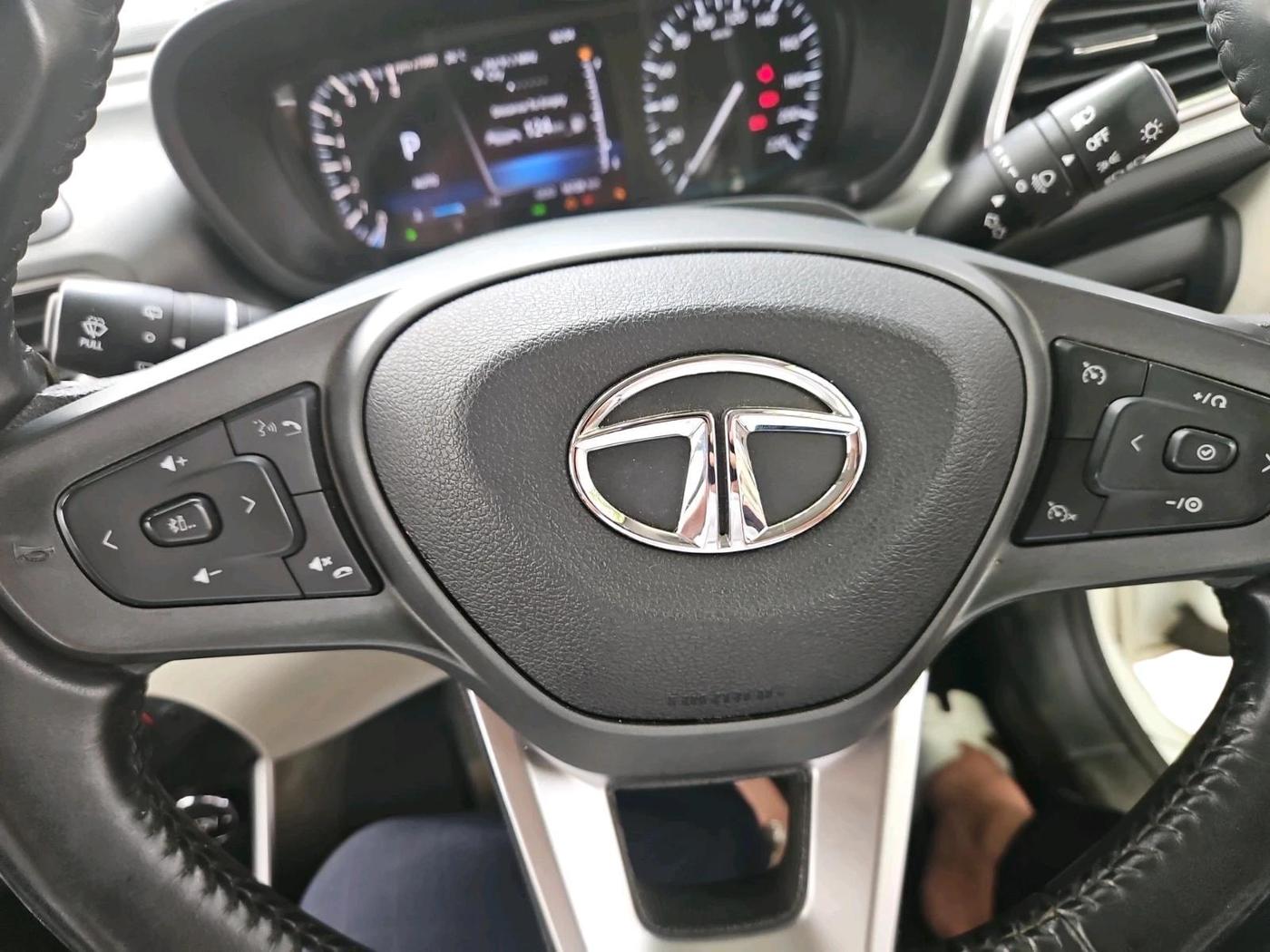 2022 Tata ALTROZ XZA PLUS, Petrol, Automatic, 16,728 km, interior