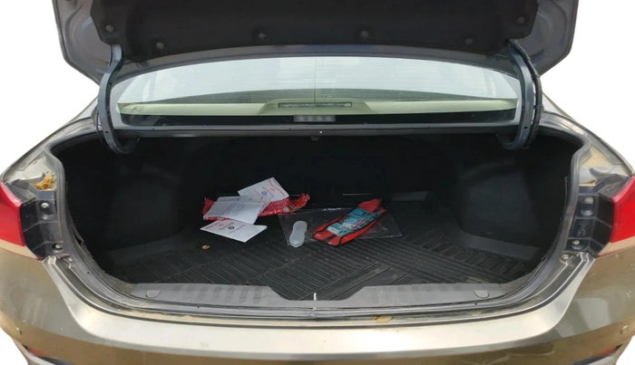 2021 Maruti Ciaz ZETA 1.5 SHVS MT PETROL, Petrol, Manual, 74,386 km, exterior