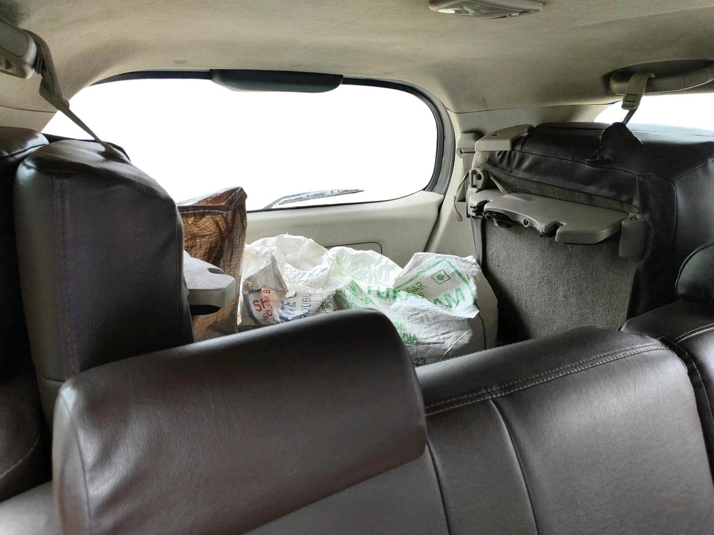2013 Toyota Innova 2.5 GX 7 STR, Diesel, Manual, 1,72,476 km, interior