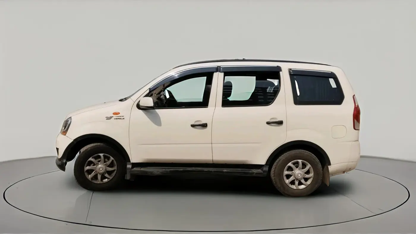 2012 Mahindra Xylo D4, Diesel, Manual, 1,84,679 km, exterior