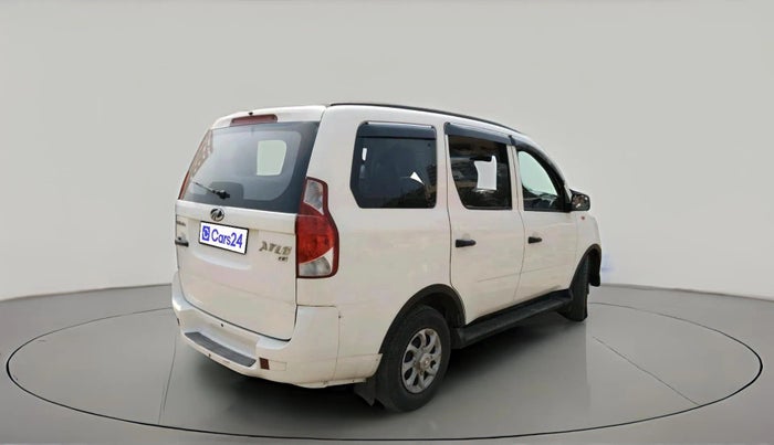 2012 Mahindra Xylo D4, Diesel, Manual, 1,84,679 km, exterior