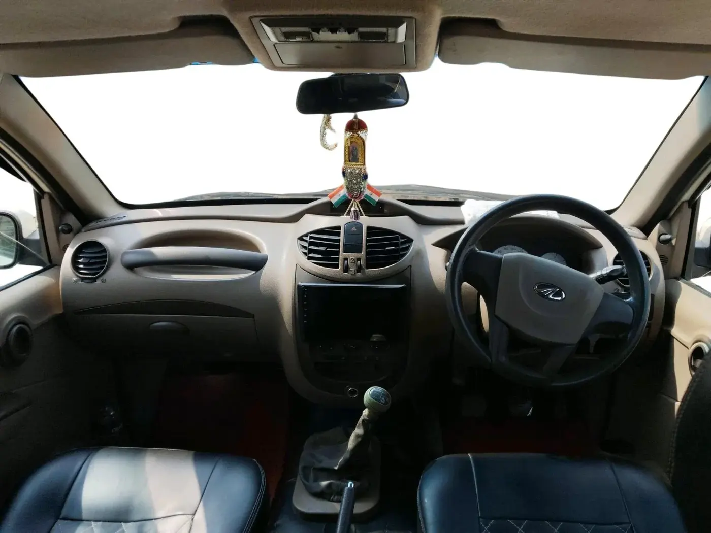 2012 Mahindra Xylo D4, Diesel, Manual, 1,84,679 km, interior