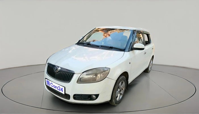 2009 Skoda Fabia AMBIENTE 1.2 MPI, CNG, Manual, 1,29,278 km, exterior