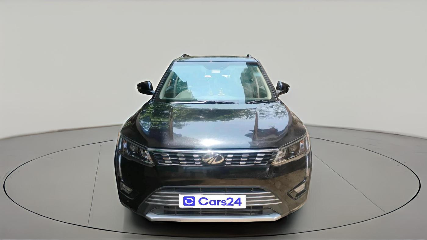 2020 Mahindra XUV300 W8 (O) 1.2 PETROL, Petrol, Manual, 49,397 km, exterior